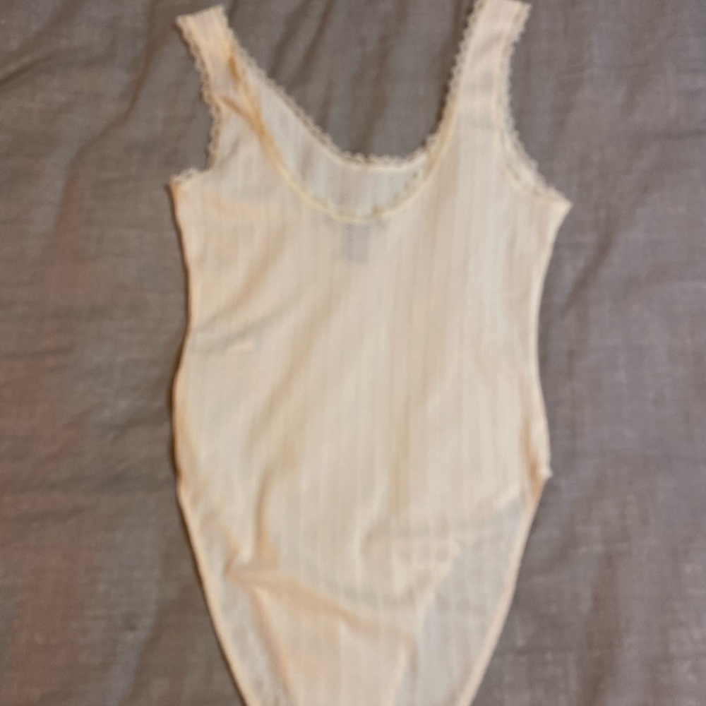 S Forever 21 lace bodysuit